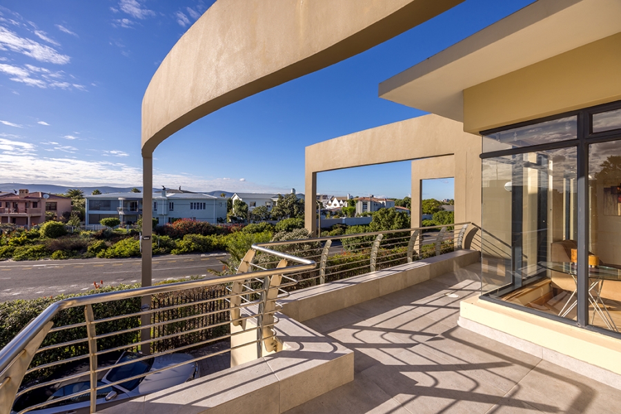 3 Bedroom Property for Sale in Sunset Beach Western Cape